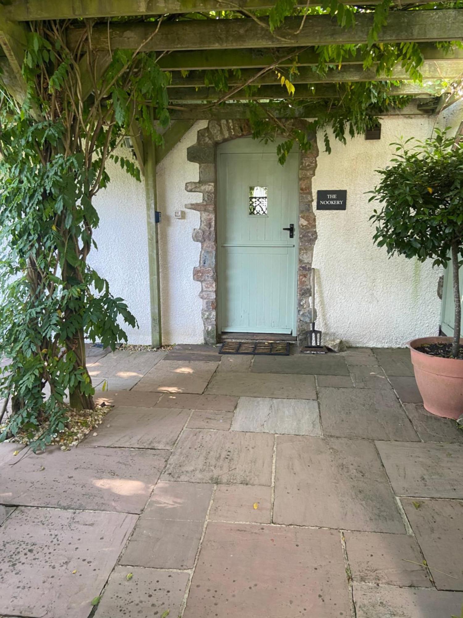 Villa The Nookery Winscombe Esterno foto